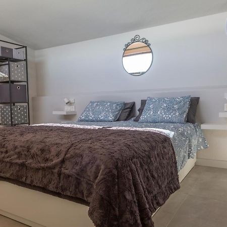 Appartamento Radazul Marina Seafront 5 Esterno foto